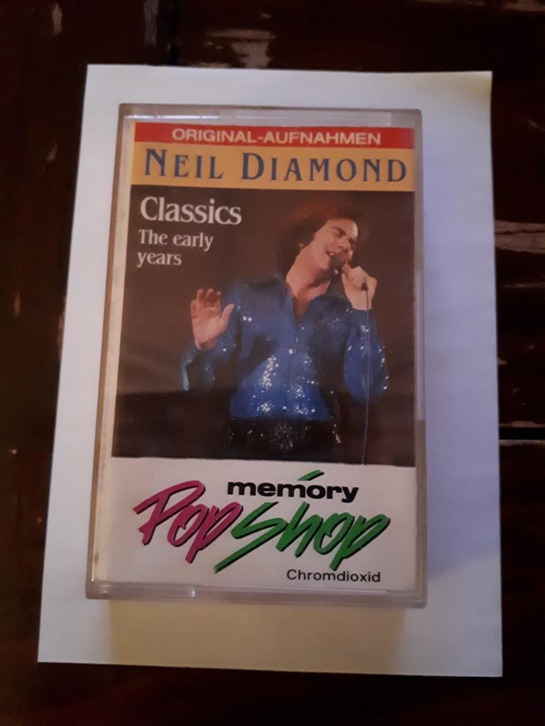 Neil Diamond - Classics The early years, Cd's en Dvd's, Ophalen of Verzenden, Zo goed als nieuw, 1 bandje, Origineel