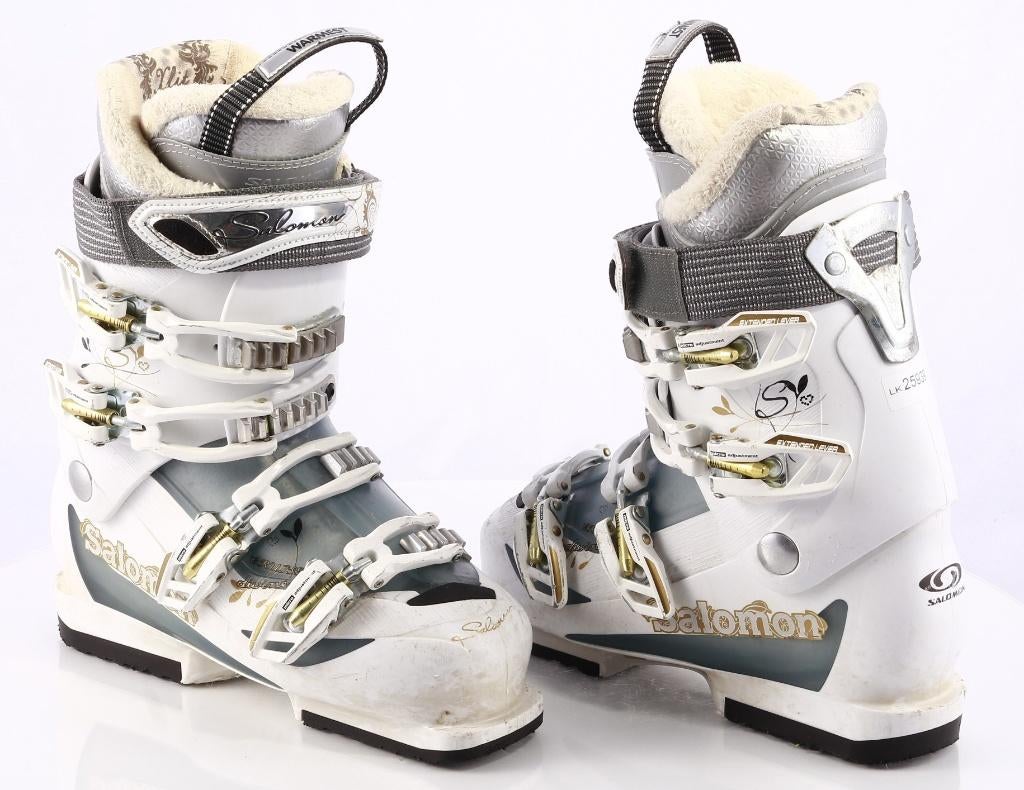 Chaussures de ski 38 38.5 EU pour femmes SALOMON, Sports & Fitness, Ski & Ski de fond, Utilisé, Chaussures, Salomon, Carving, Enlèvement ou Envoi