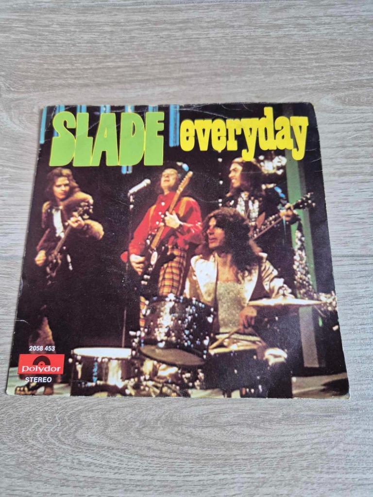 Singel Slade, Enlèvement ou Envoi