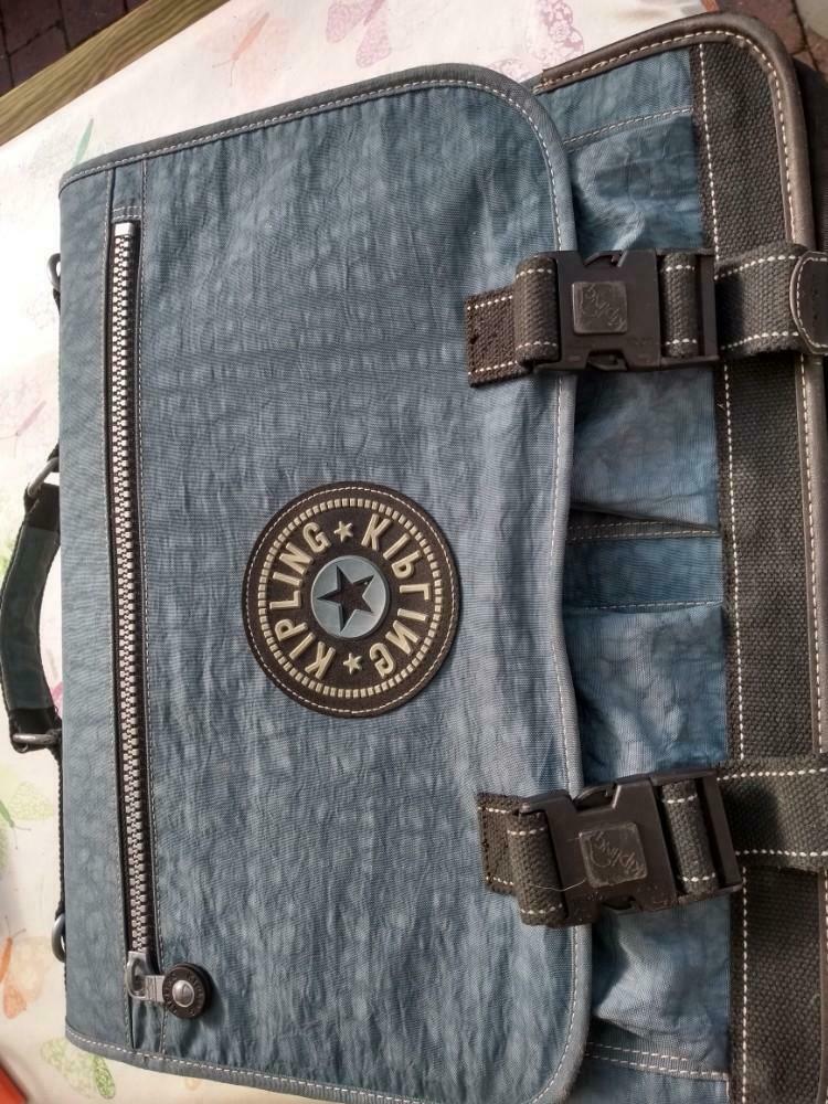 Cartable Kipling, Enlèvement ou Envoi