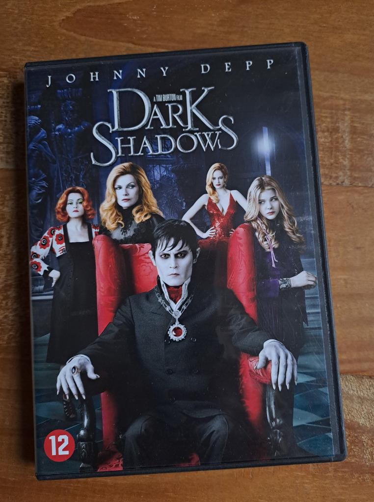 Dark shadows - Tim Burton - Johnny Depp, CD & DVD, DVD | Horreur, Utilisé, Autres genres, Enlèvement ou Envoi