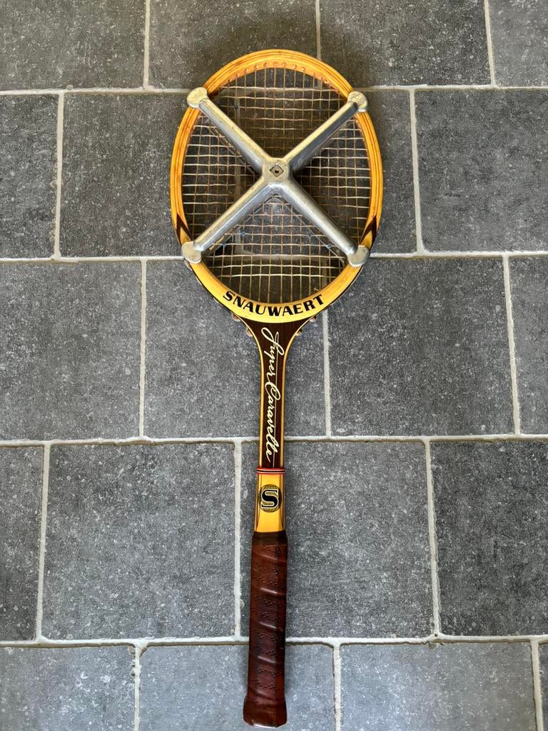 Tennis racket Snauwaert Super Caravelle - vintage retro, Sport en Fitness, Ophalen, Zo goed als nieuw, Racket