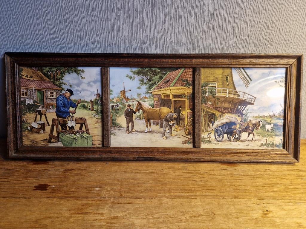Kader met 3 Hollandse Keramische Tegels royal mosa sphinx, Ophalen of Verzenden