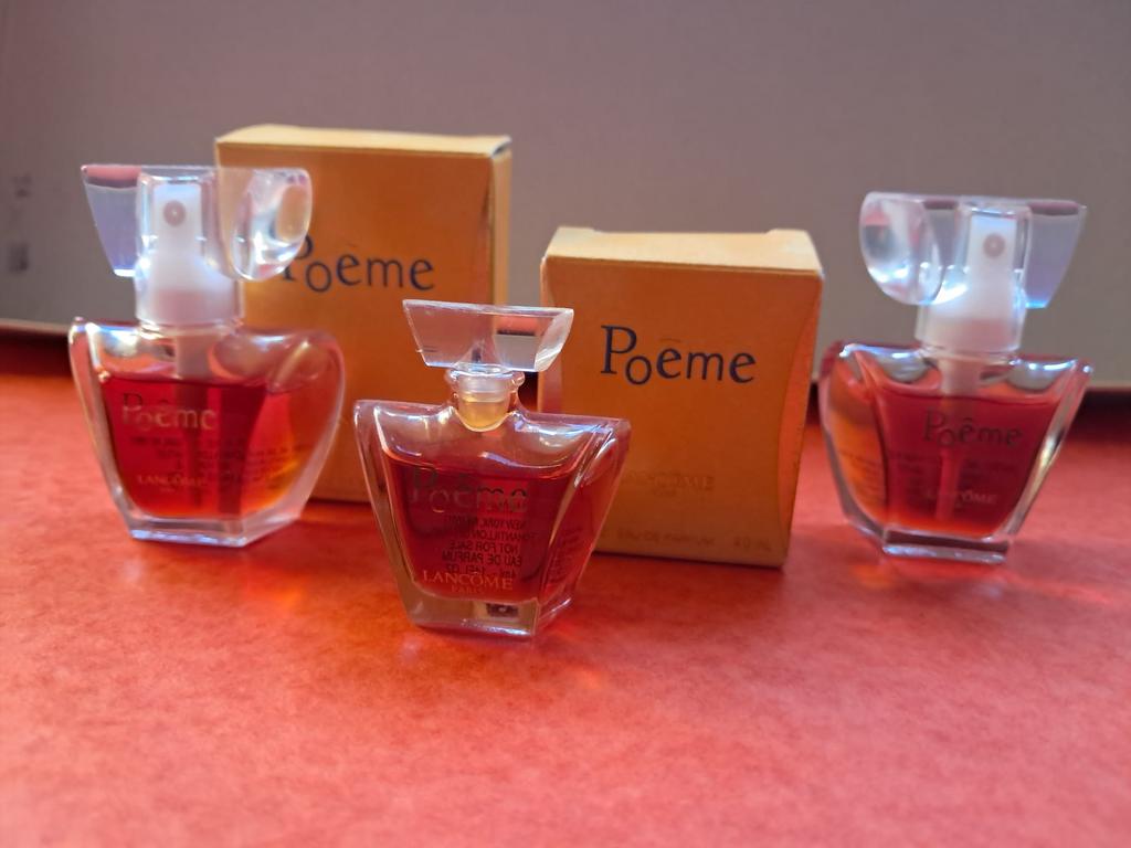 Lot miniatures de parfum Poème, Enlèvement, Comme neuf