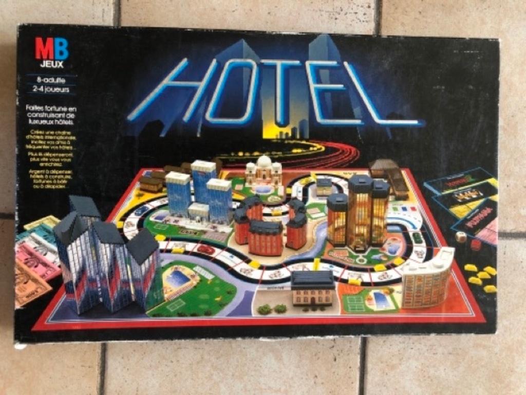 HOTEL - super classique - jeu MB première édition complet, Hobby & Loisirs créatifs, Enlèvement ou Envoi