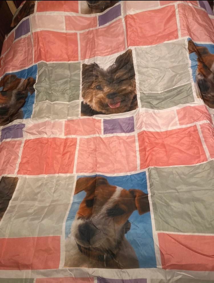 Couvre-lit Yorkshire/Jack Russel 195/195 cm, Neuf, Enlèvement ou Envoi, Autres couleurs, Couverture ou Couette