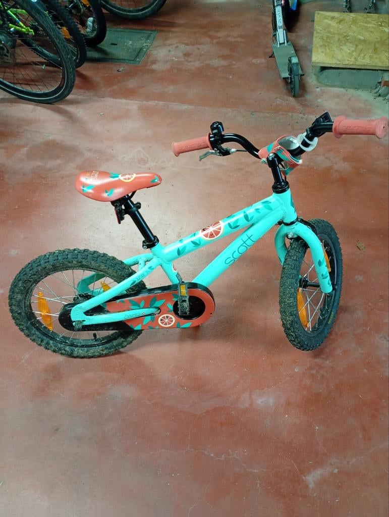 Velo enfant 16 pouces scott., Enlèvement