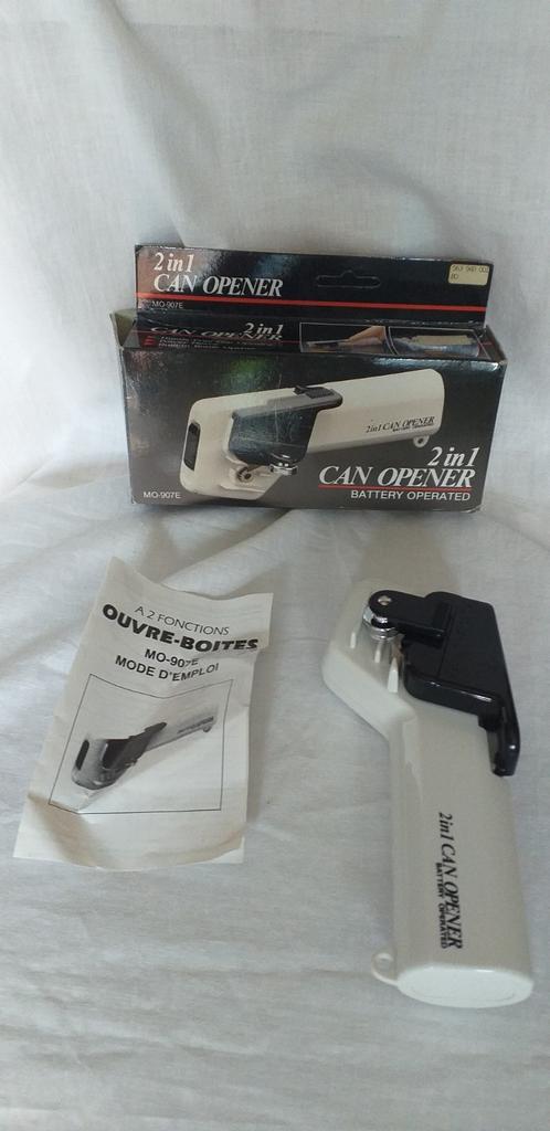 Ouvre-boîte sur piles - can opener 2 in one, Antiquités & Art, Antiquités | Ustensiles de cuisine, Enlèvement ou Envoi