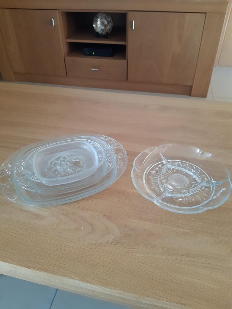 4 nieuwe glazen schalen, Huis en Inrichting, Keuken | Servies, Ophalen of Verzenden