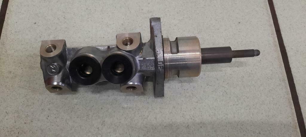 1 Hoofdremcilinder voor Porsche 964, Ophalen of Verzenden, Gebruikt, Porsche