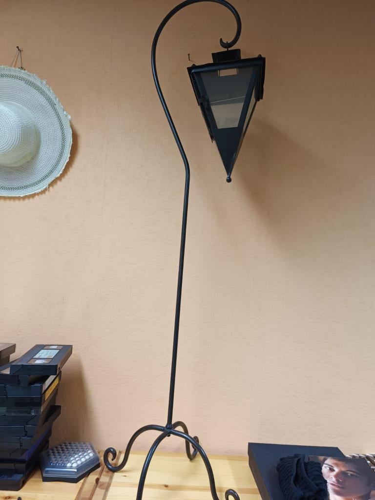 Lampadaire en fonte/lampadaire en fer forgé, Enlèvement, Comme neuf