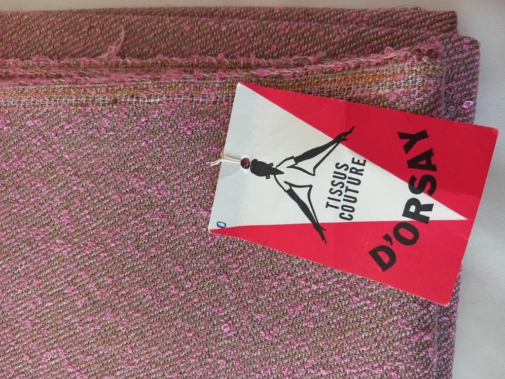 Coupon tissus,  polyester  Teinte rosée, Hobby & Loisirs créatifs, Enlèvement ou Envoi, Comme neuf