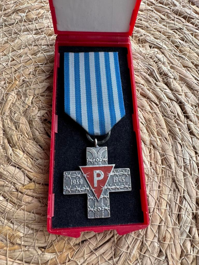 Poolse onderscheiding / Auschwitz kruis lintje - medaille, Verzamelen, Ophalen of Verzenden, Landmacht, Lintje, Medaille of Wings