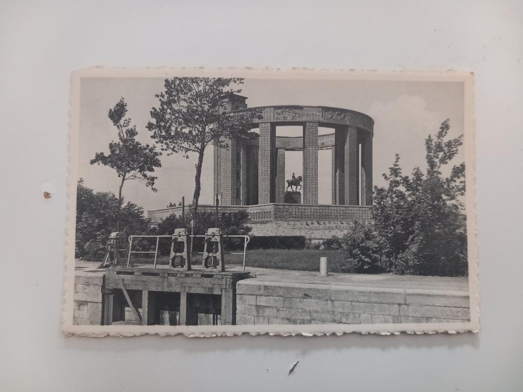 Postkaart Nieuwpoort West-Vlaanderen Oorlog gedenkteken, Verzamelen, Ophalen of Verzenden, Ongelopen, West-Vlaanderen