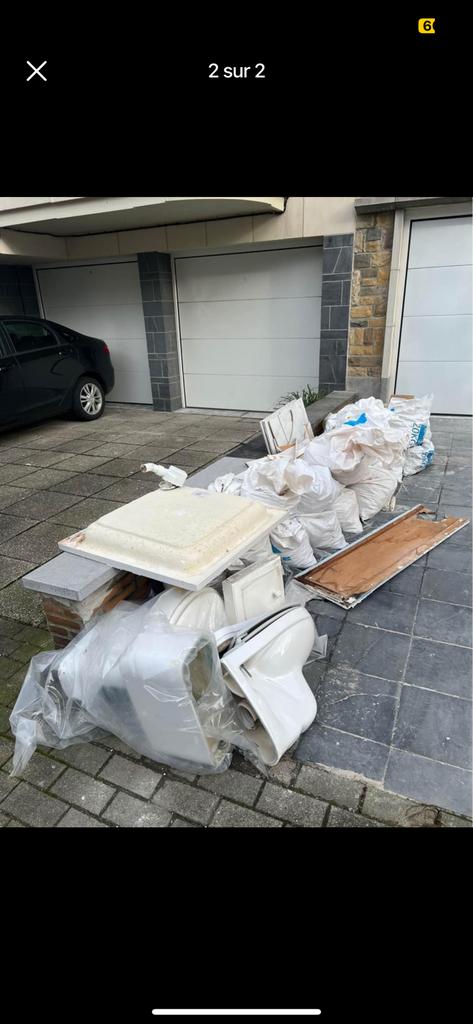 Evacuation des encombrants ! Vide maison, Comme neuf