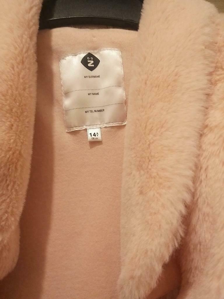 Manteau fille 14ans, Enlèvement, Utilisé, Z, Fille