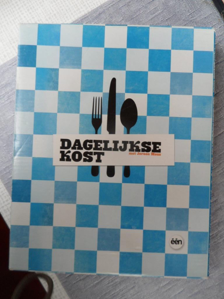 dagelijkse kost box met 4 boeken met jeroen meus, Envoi, Comme neuf
