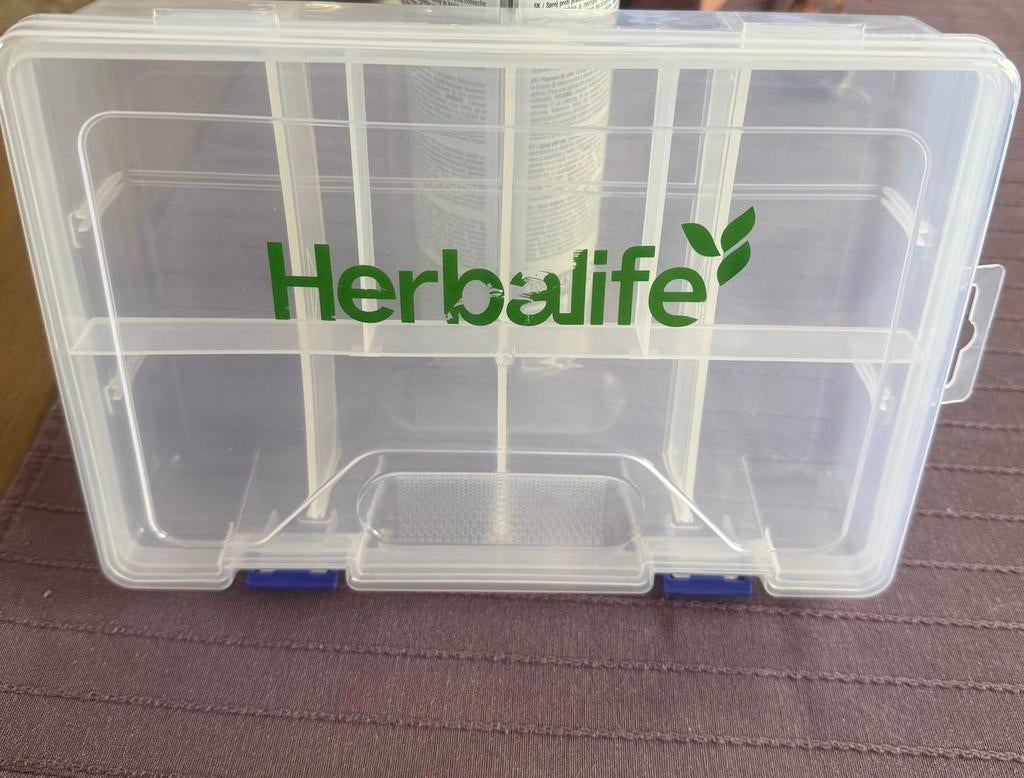 Herbalife, Enlèvement, Neuf