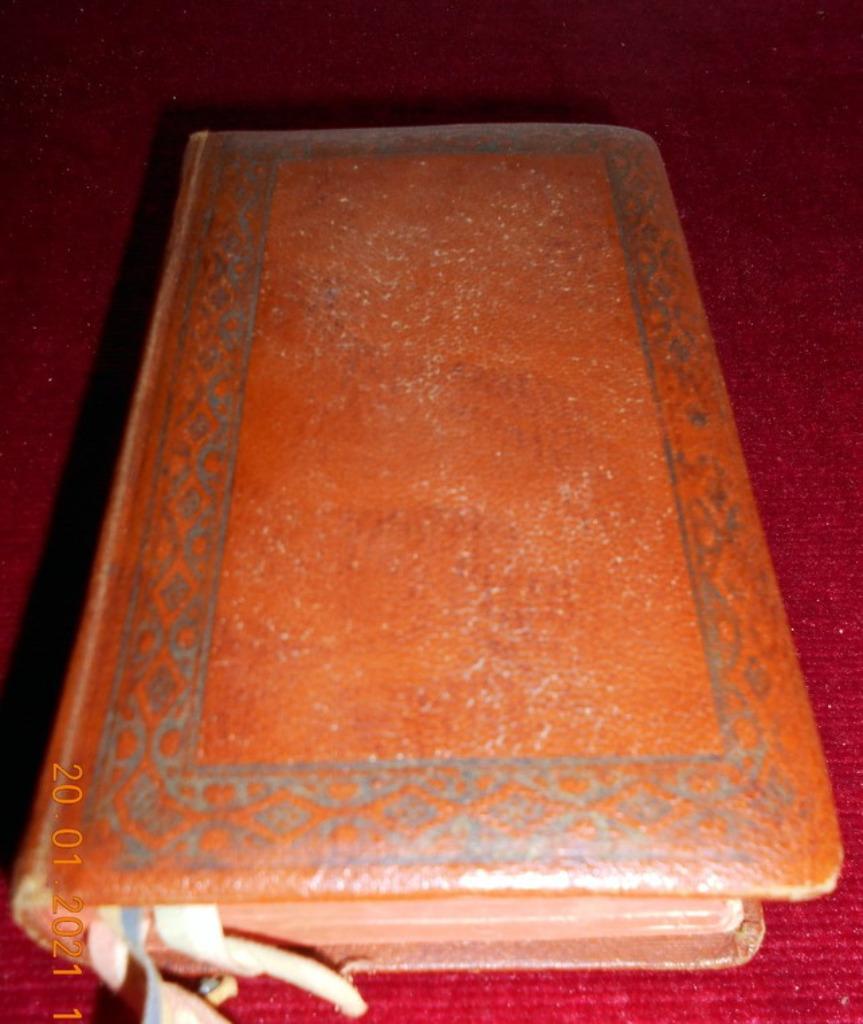 Te koop verschillende oude missalen, Antiek en Kunst, Ophalen of Verzenden