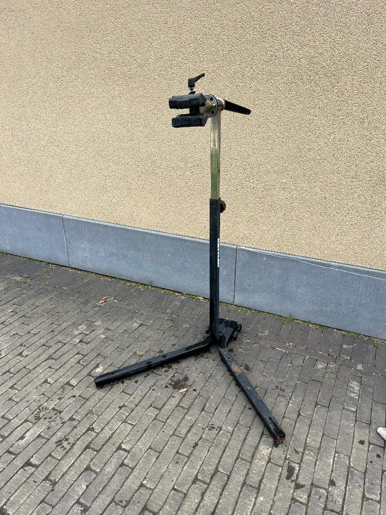 Fietshouder - voor onderhoud fietsen, Fietsen en Brommers, Ophalen, Gebruikt, Framegereedschap