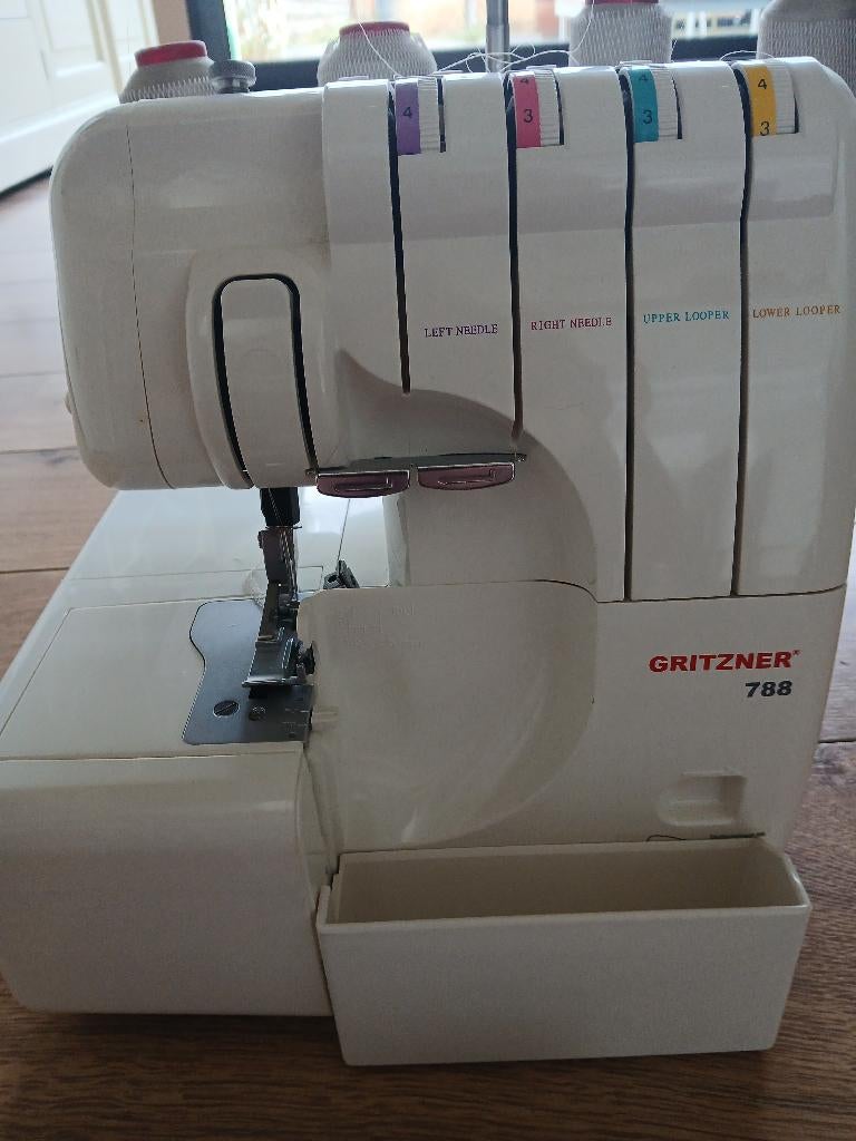 Overlock, Ophalen, Zo goed als nieuw, Lockmachine, Overige merken