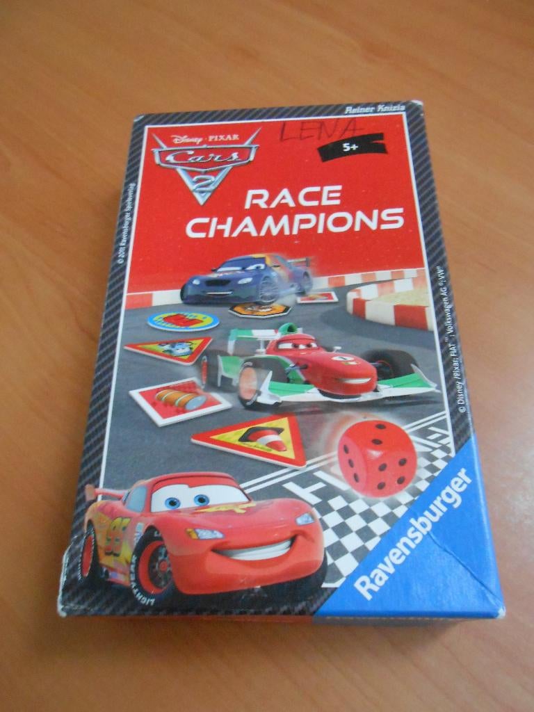 Cars race champions (gezelschapsspel), Hobby en Vrije tijd, Gezelschapsspellen | Bordspellen, Gebruikt, Ophalen of Verzenden