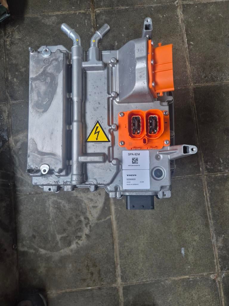 Onduleur Volvo XC90/Inverseur de tension 32, Enlèvement ou Envoi