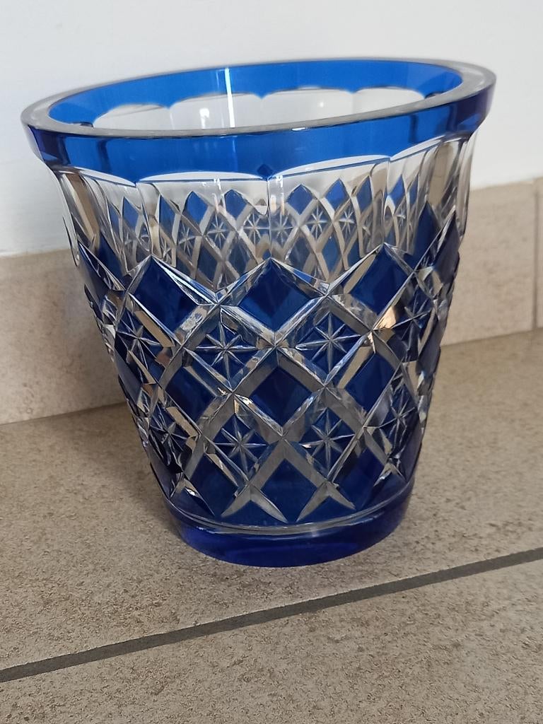 Vase Val Saint Lambert signé bleu, Enlèvement