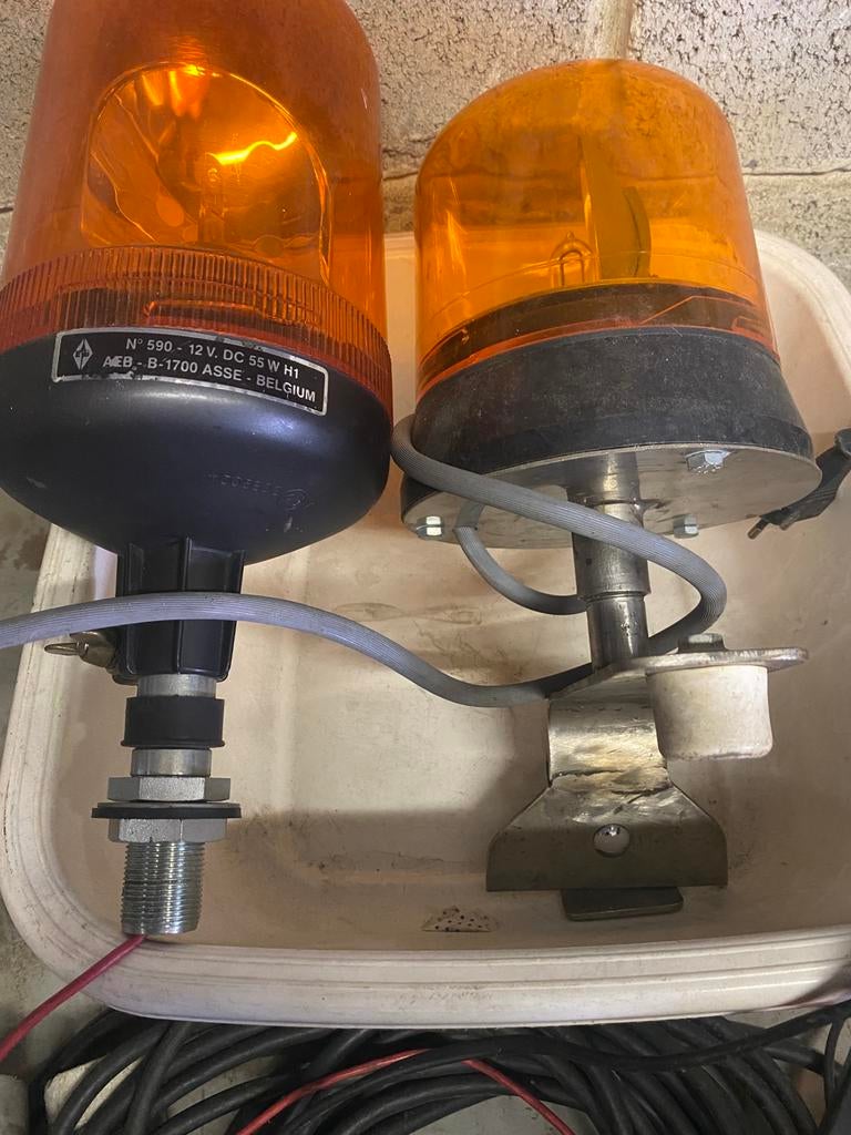 Gyrophares divers prix à la pièce, Enlèvement