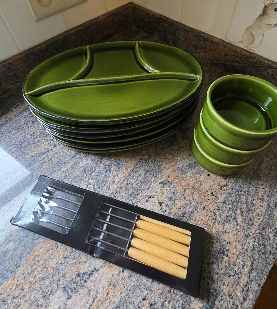 Fondueborden + accessoires, Ophalen, Zo goed als nieuw, Bord(en), Effen