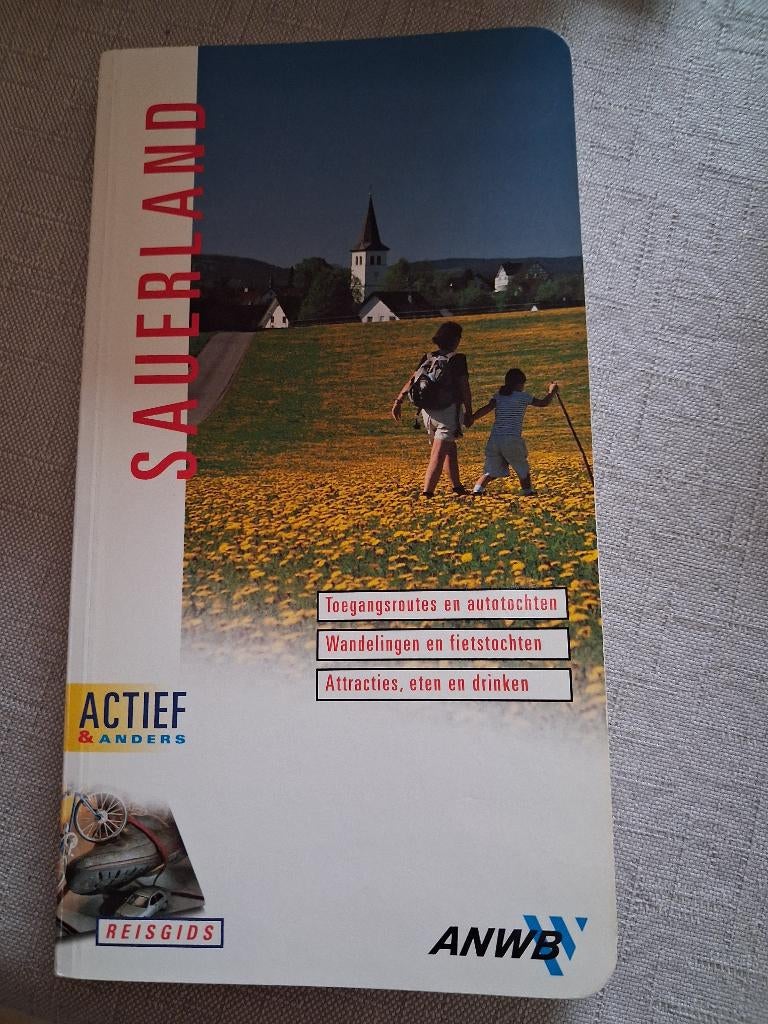 Reisgids "SAUERLAND" - ANWB, Livres, Guides touristiques, Guide ou Livre de voyage, ANWB Extra, Enlèvement ou Envoi, Utilisé