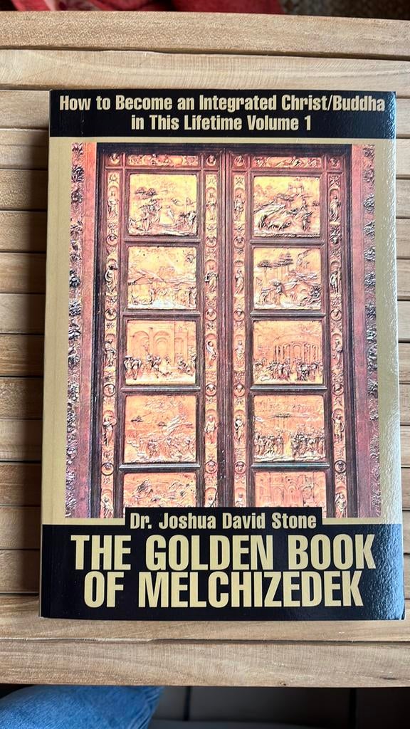 The golden book of Melchizedek Vol 1- Dr. Joshua David Stone, Enlèvement ou Envoi, Comme neuf