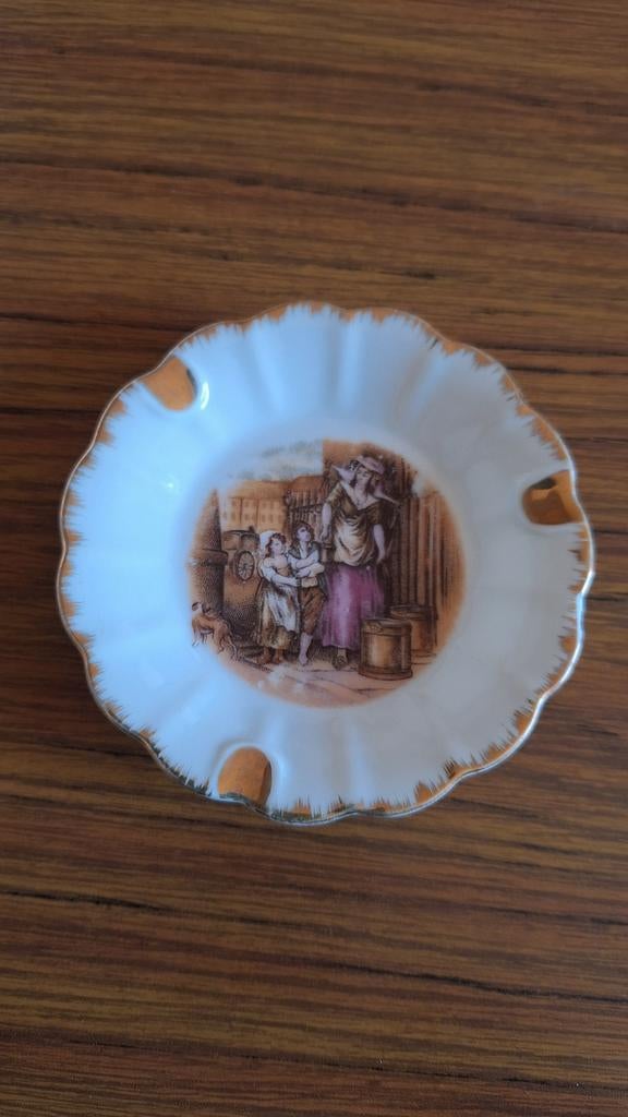 Vintage asbak met afbeelding melkdraagster, Ophalen of Verzenden