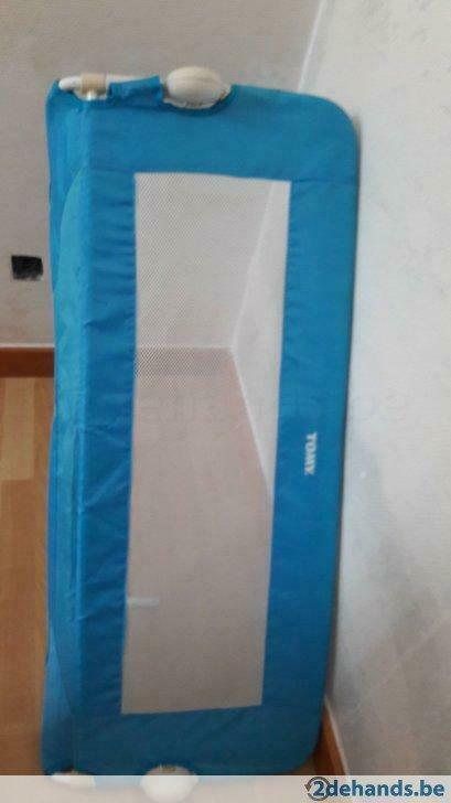 Bedrail TOMY blauw, Enlèvement, Utilisé