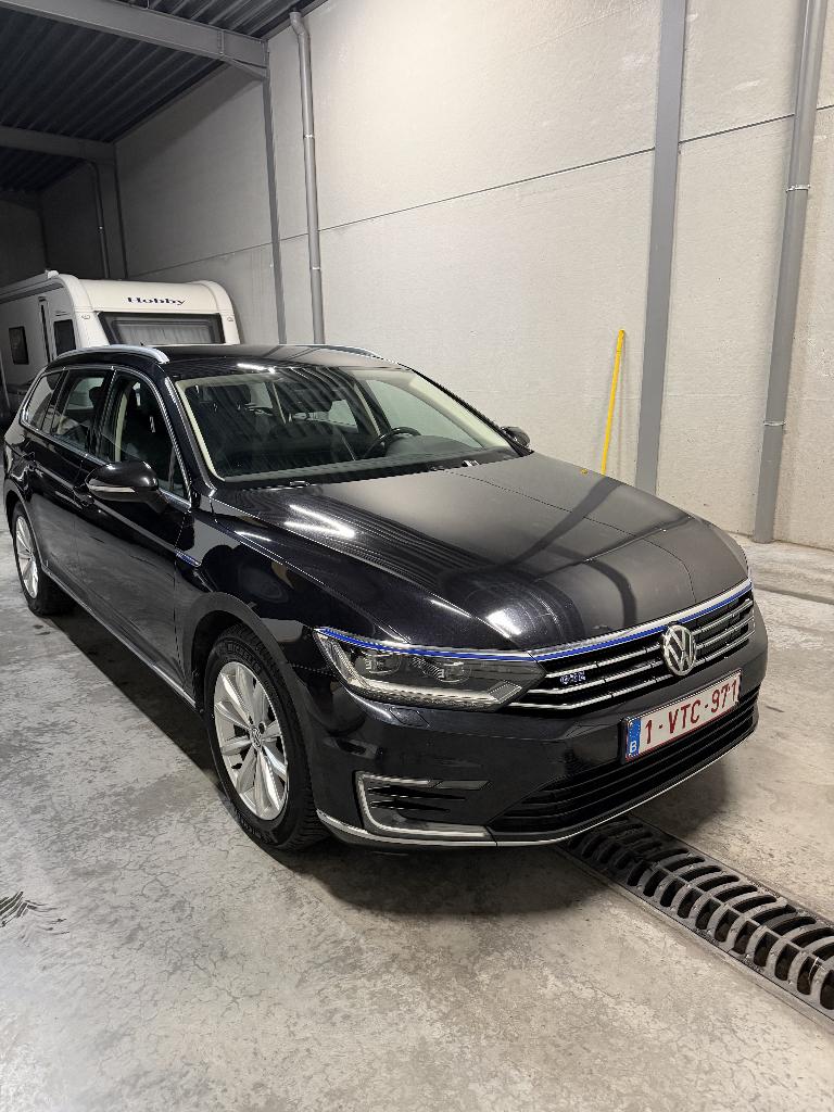 VW Passat Variant GTE Business (Elektrisch/benzine), Auto's, Zwart, 1395 cc, 5 deurs, 1600 kg