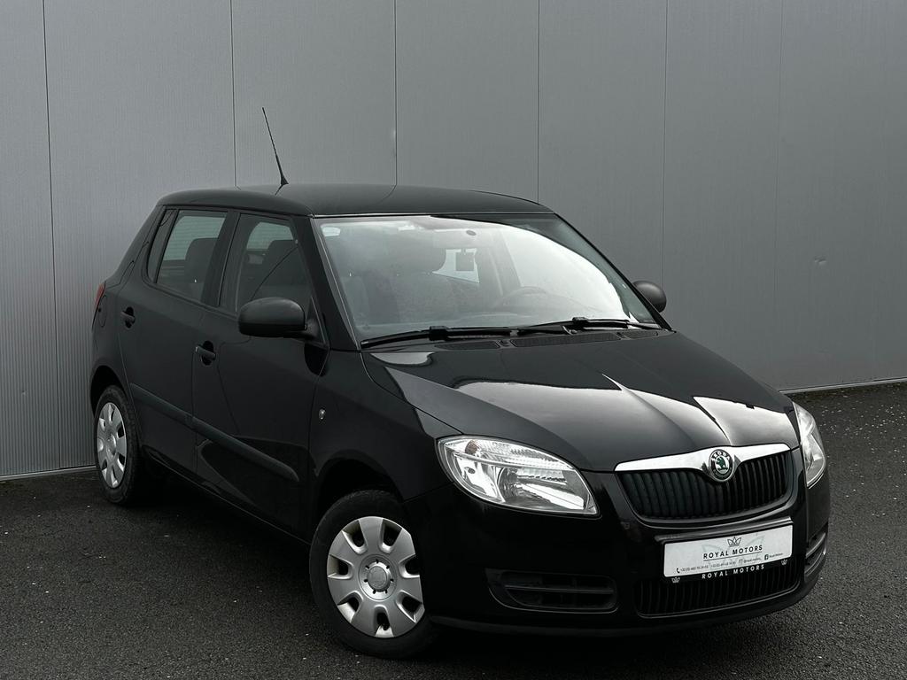 Skoda Fabia 1.2i Classic – seulement 135.000 km GAR.1AN, Autos, Essai à domicile, Achat, Entreprise, https://public.car-pass.be/vhr/bb9fdf64-eb6a-46dd-bbef-6f9eec6c77e0