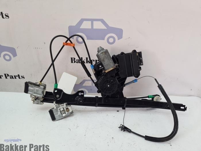 Ruitmechaniek 4Deurs rechts-voor van een Volkswagen Golf, Gebruikt, -, Volkswagen, -