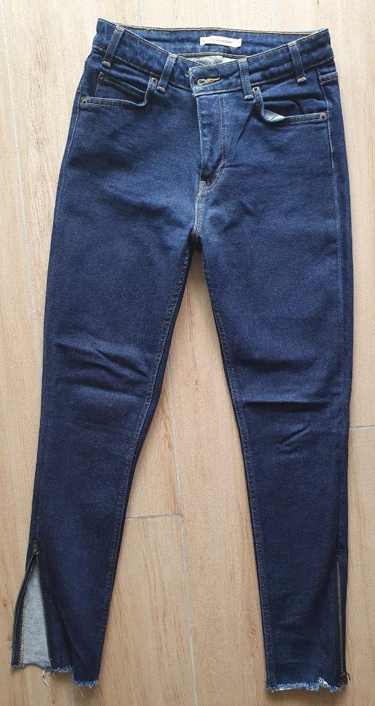 Jeans femme Levis,  taille M, Enlèvement