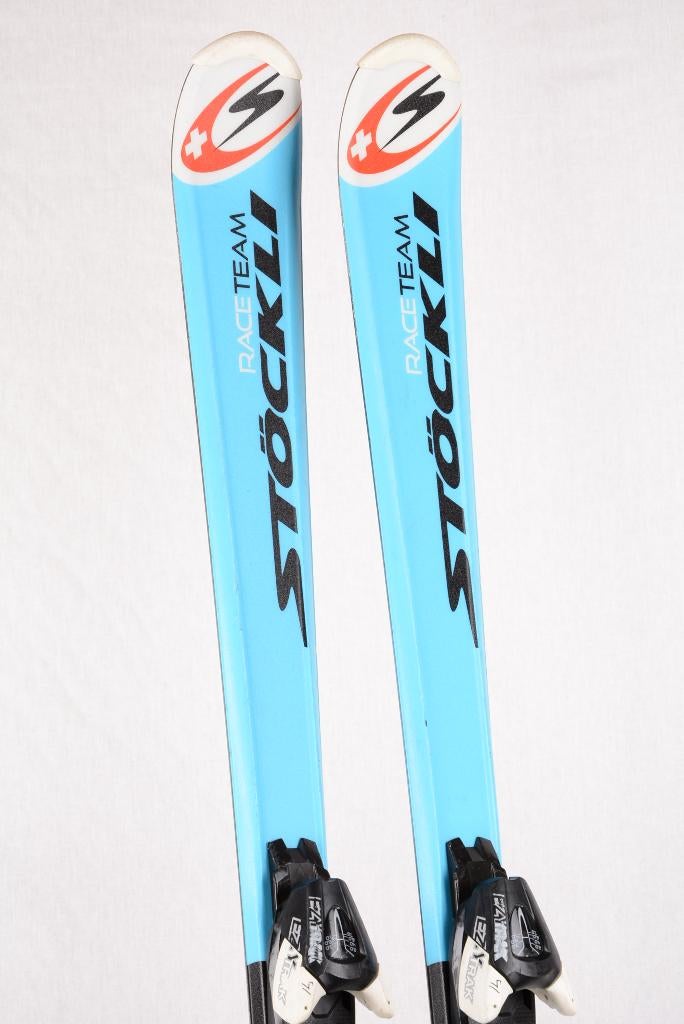 110 kinder ski's STOCKLI RACE TEAM BLUE +, Gebruikt, Ophalen of Verzenden, Carve, Atomic