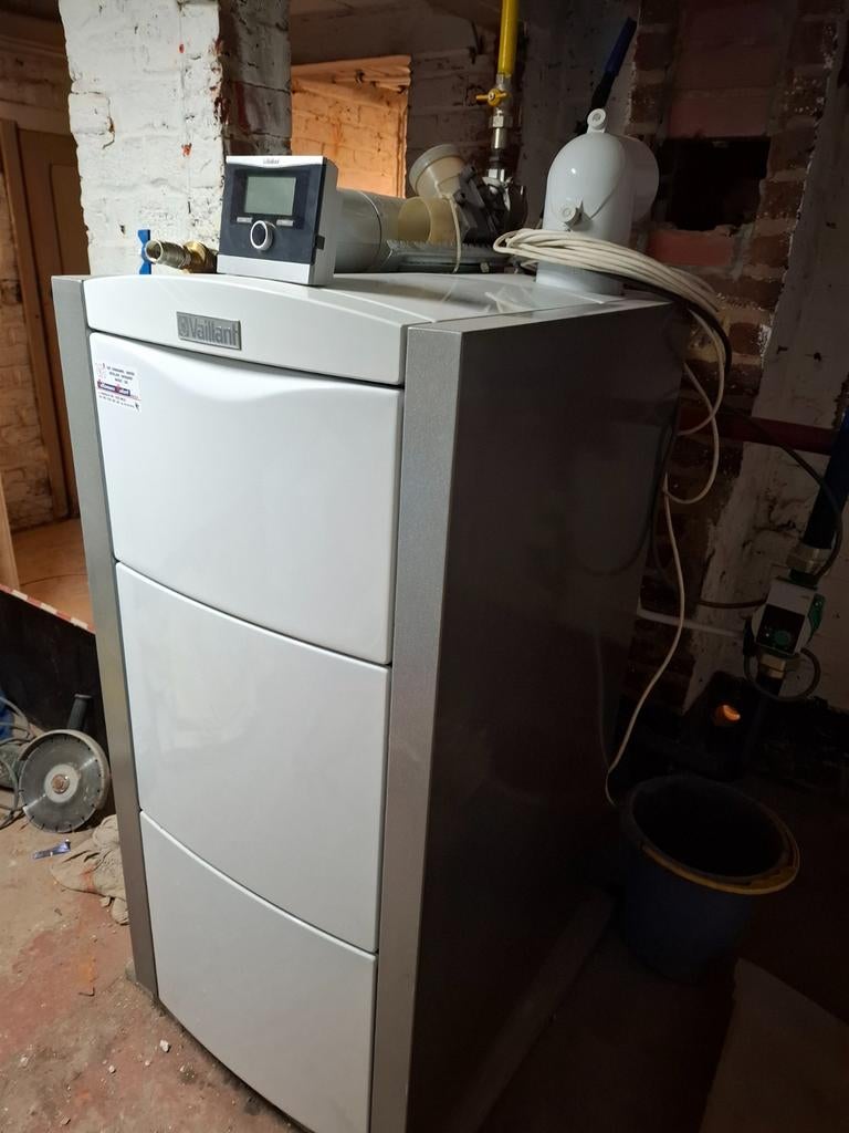 A à condensation gaz HR Vaillant ecoVIT, Bricolage & Construction, Chauffage & Radiateurs, Neuf, 800 watts ou plus, 80 cm ou plus