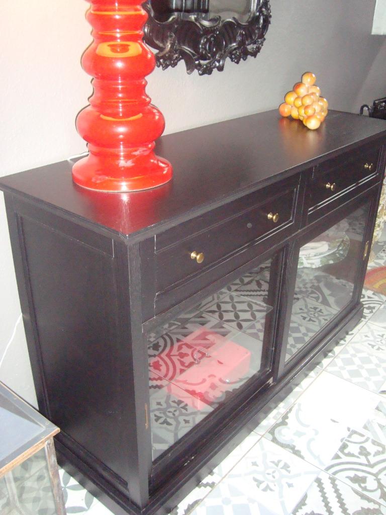 Te koop iKea display buffet, Huis en Inrichting, Kasten | Vitrinekasten, Ophalen, Zo goed als nieuw, Minder dan 100 cm, 25 tot 50 cm