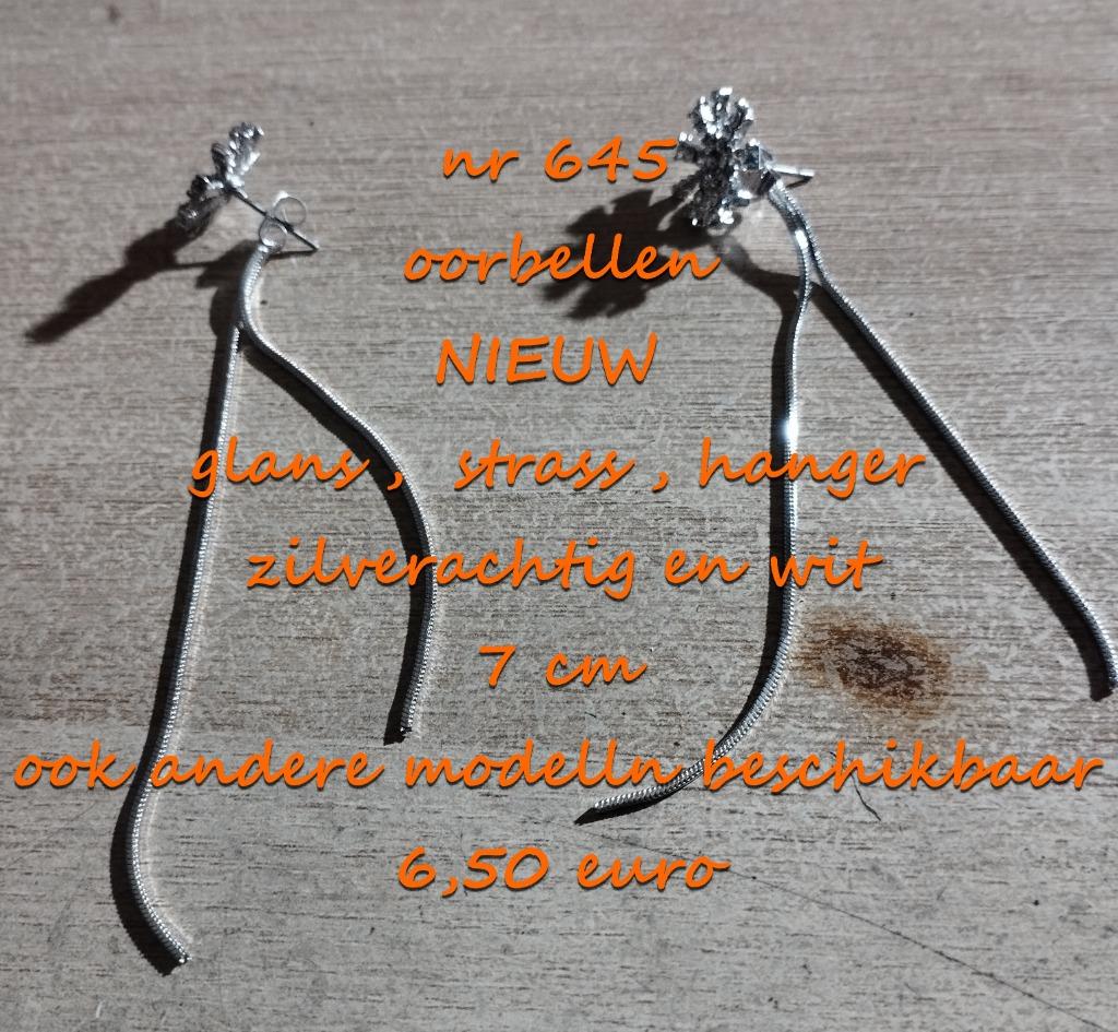 645. Bijou : boucles d'oreilles, NEUF, frais de port inclus, Argent, Envoi, Neuf, Puces ou Clous