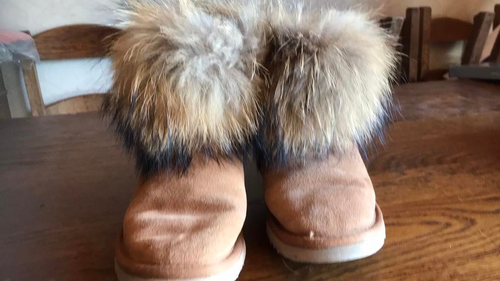 Winterlaarzen met wol, Kleding | Dames, Schoenen, Ophalen of Verzenden, Zo goed als nieuw