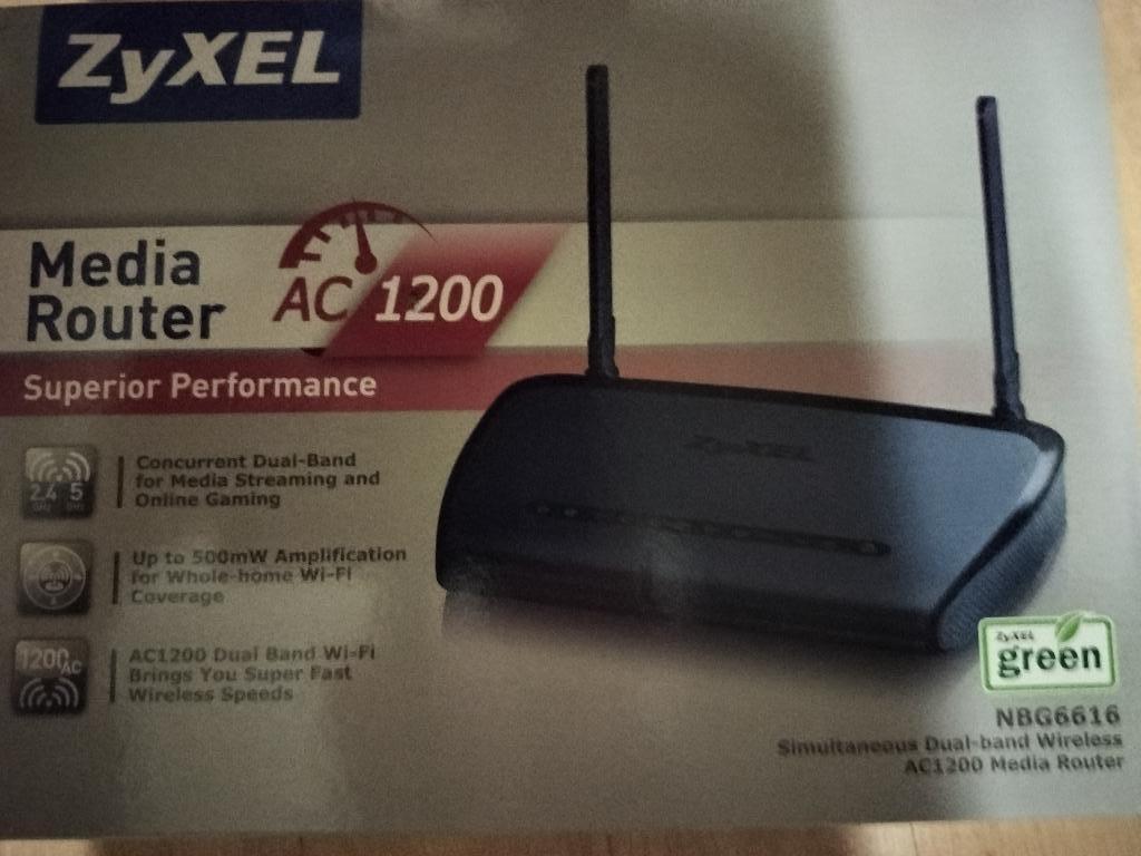 Routeur WI-FI de marque ZYXEL, Télécoms, ISDN (RNIS) & ADSL, Enlèvement, Comme neuf, Autres types