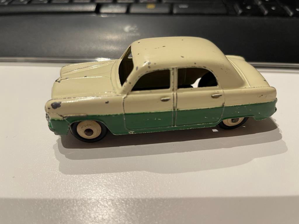 Dinky toys ford zephyr 162, Ophalen of Verzenden, Zo goed als nieuw, Dinky Toys