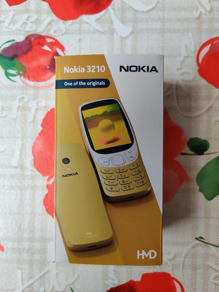 NOKIA 3210, Télécoms, Enlèvement, Neuf