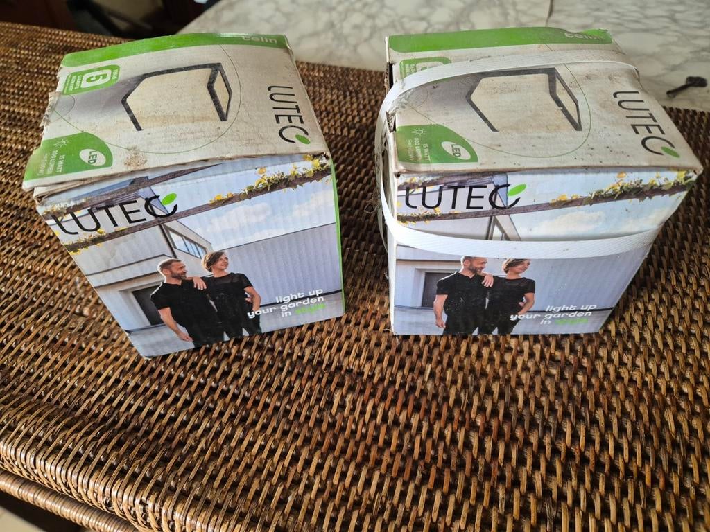 Lutec lampen twee stuks 10 eu in nieuwe staat, Ophalen of Verzenden, Zo goed als nieuw