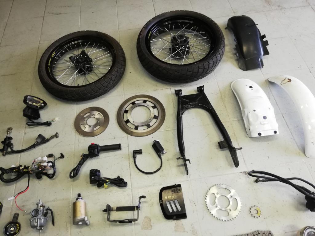 mash seventy five 125 en mash seventy 125 onderdelen, Motoren, Ophalen of Verzenden, Gebruikt