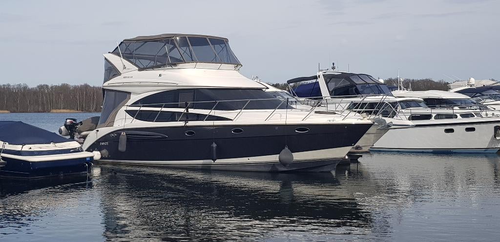 Flybridge jacht Meridian 40ft, Ophalen, Zo goed als nieuw