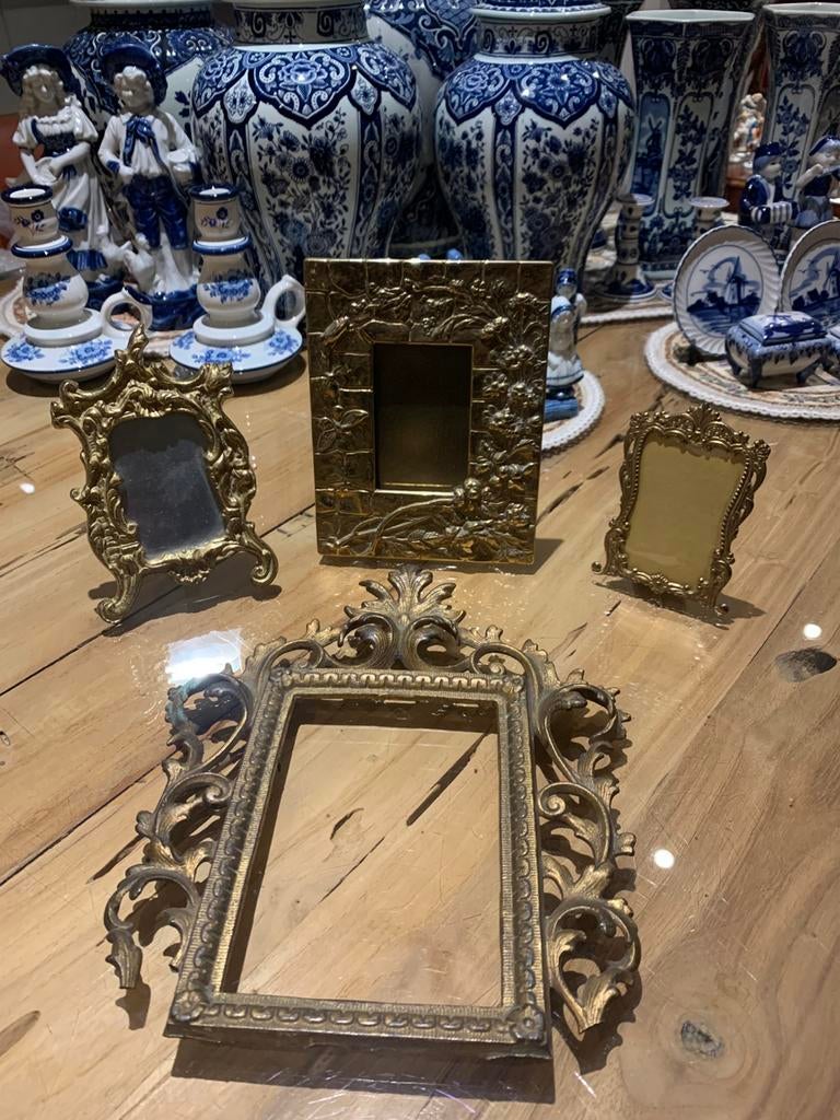 Antieke fotokaders, Ophalen